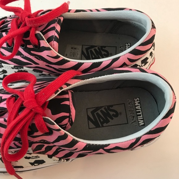 Vans Ashley Williams Special Edition Sneakers - Picture 8 of 14